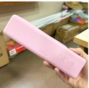 Makeup Sponge Holder with Silicone Storage Case